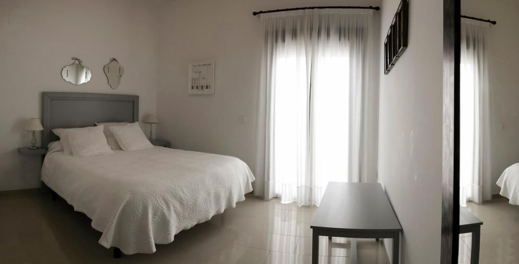 Apartamentos Plaza Nueva — Photos 2