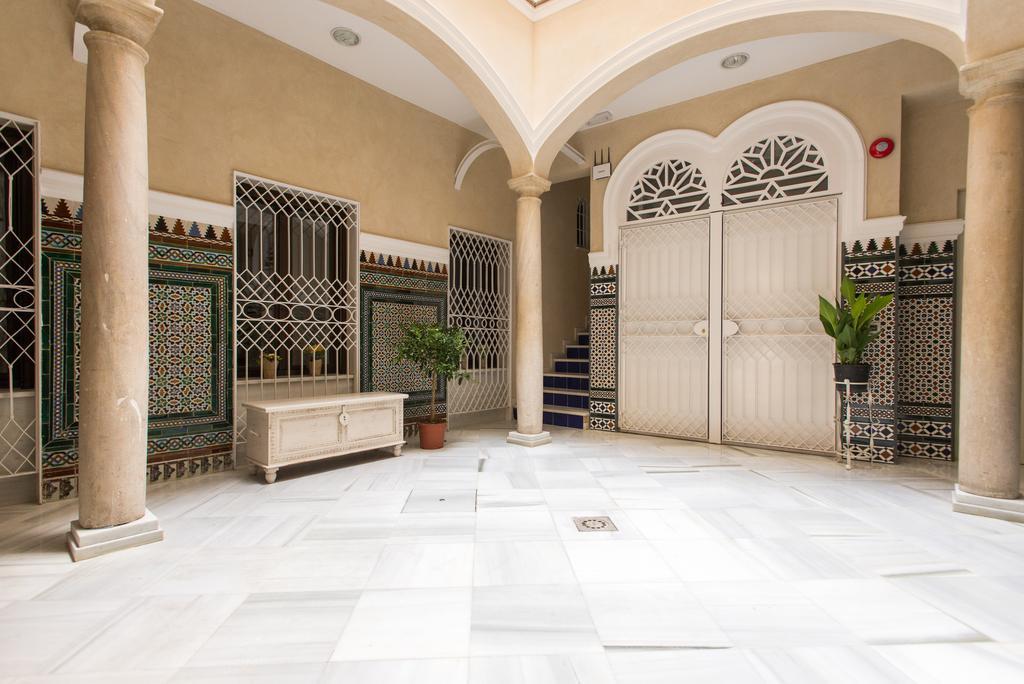Apartamentos Plaza Nueva — Photos 3